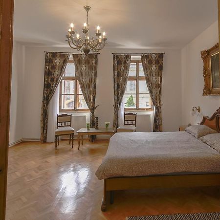 Illo Tempore - Ultracentral Apartment Σιγκισοάρα Εξωτερικό φωτογραφία