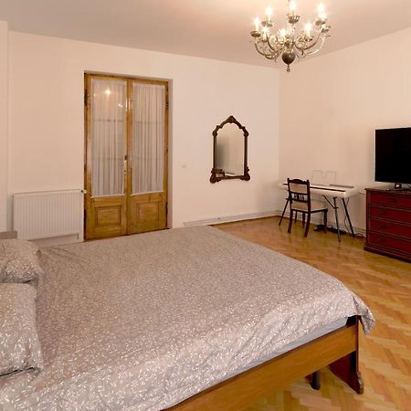 Illo Tempore - Ultracentral Apartment Σιγκισοάρα Εξωτερικό φωτογραφία
