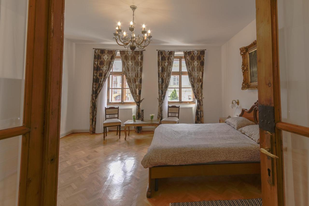 Illo Tempore - Ultracentral Apartment Σιγκισοάρα Εξωτερικό φωτογραφία