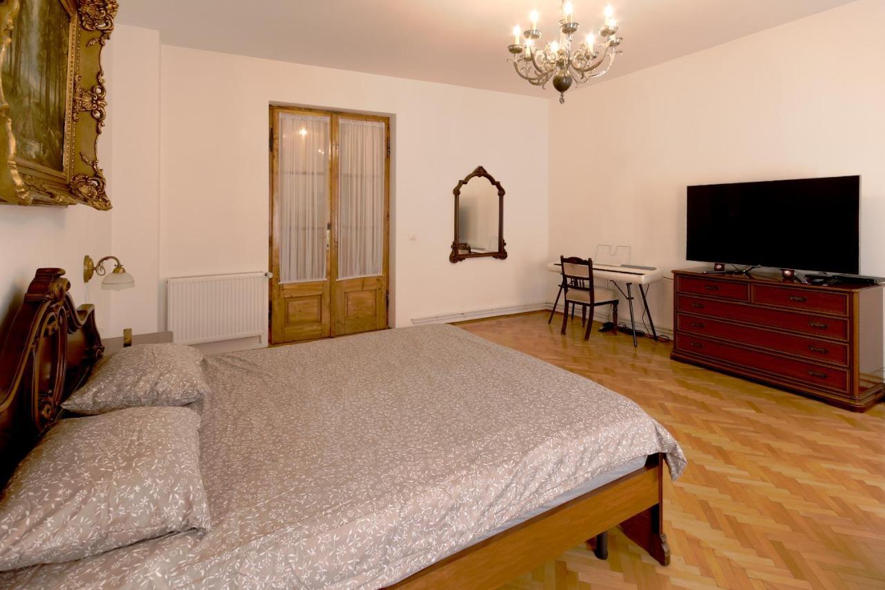 Illo Tempore - Ultracentral Apartment Σιγκισοάρα Εξωτερικό φωτογραφία